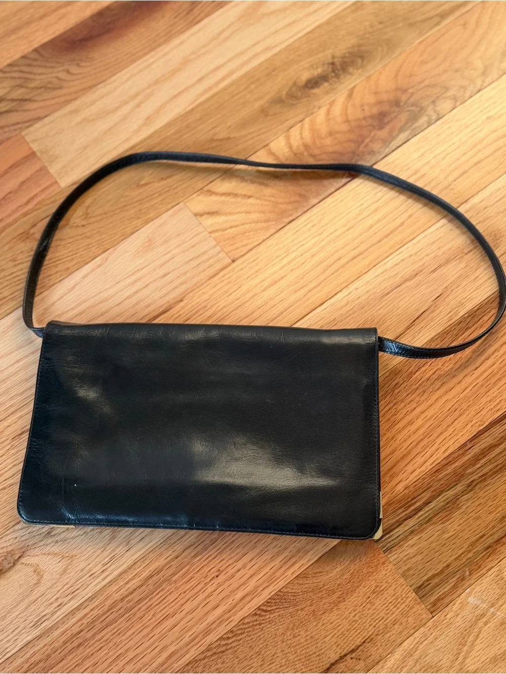 Boutique Lilly Montreal Leather Purse